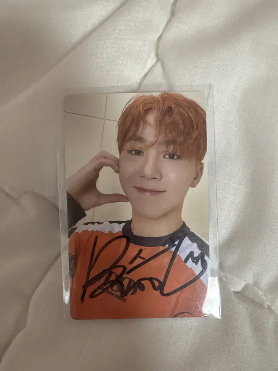 세븐틴 부승관 싸인포카